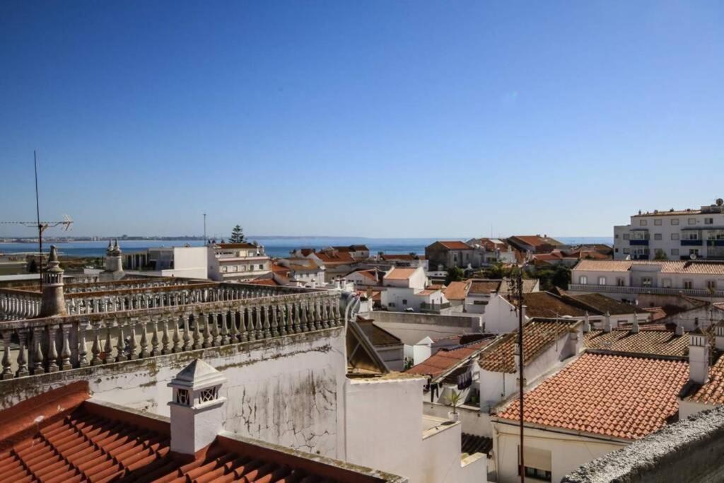 Townhouse W Beautiful Terrace - 360 Degrees Views! Apartment Lagos Luaran gambar