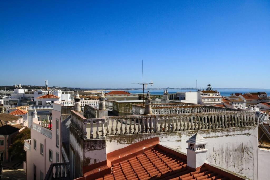 Townhouse W Beautiful Terrace - 360 Degrees Views! Apartment Lagos Luaran gambar