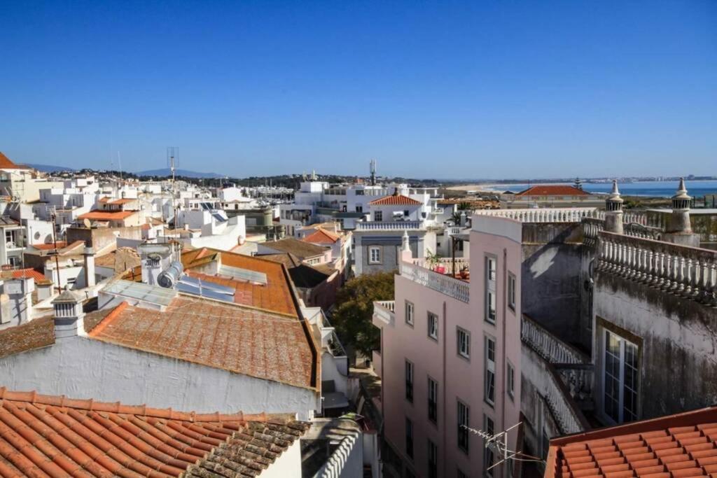 Townhouse W Beautiful Terrace - 360 Degrees Views! Apartment Lagos Luaran gambar