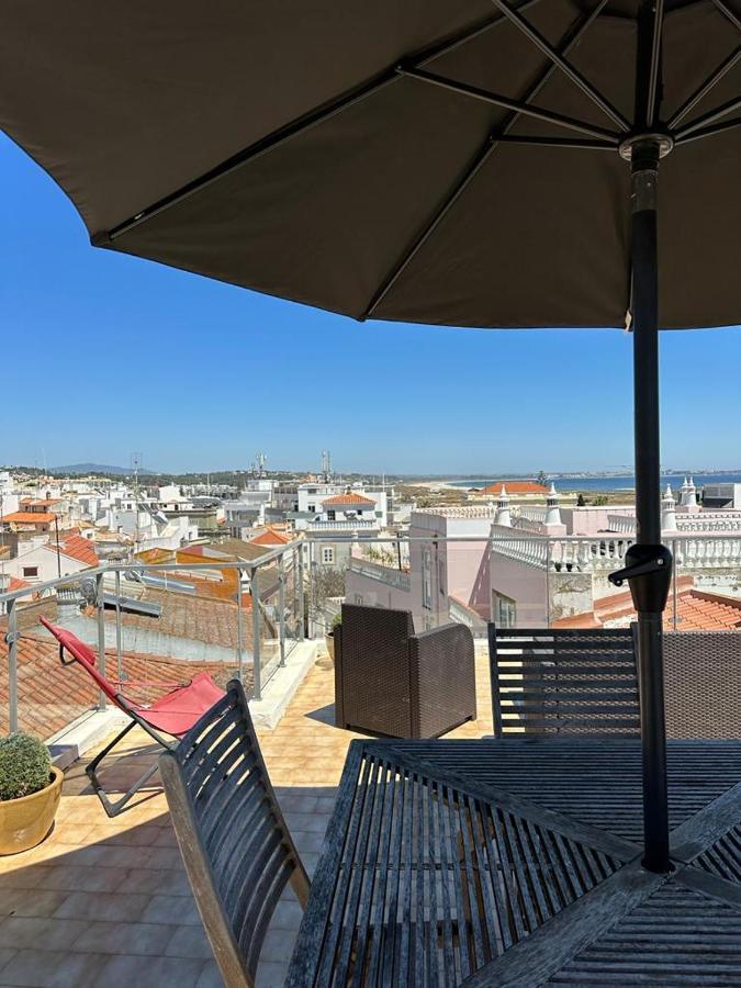 Townhouse W Beautiful Terrace - 360 Degrees Views! Apartment Lagos Luaran gambar